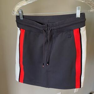 NWT Wilson Skirt | In-Bounds Skirt Black Striped-Size M